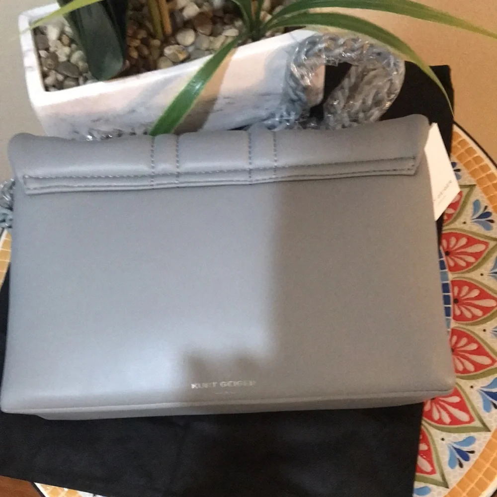 kurt Geiger London Kensington Leather Chain Strap Bag - Picture 10 of 17